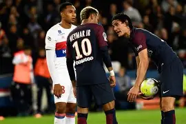 关于圣埃蒂安喜迎凯旋,击败强劲对手的信息 关于圣埃蒂安喜迎凯旋,击败强劲对手的信息